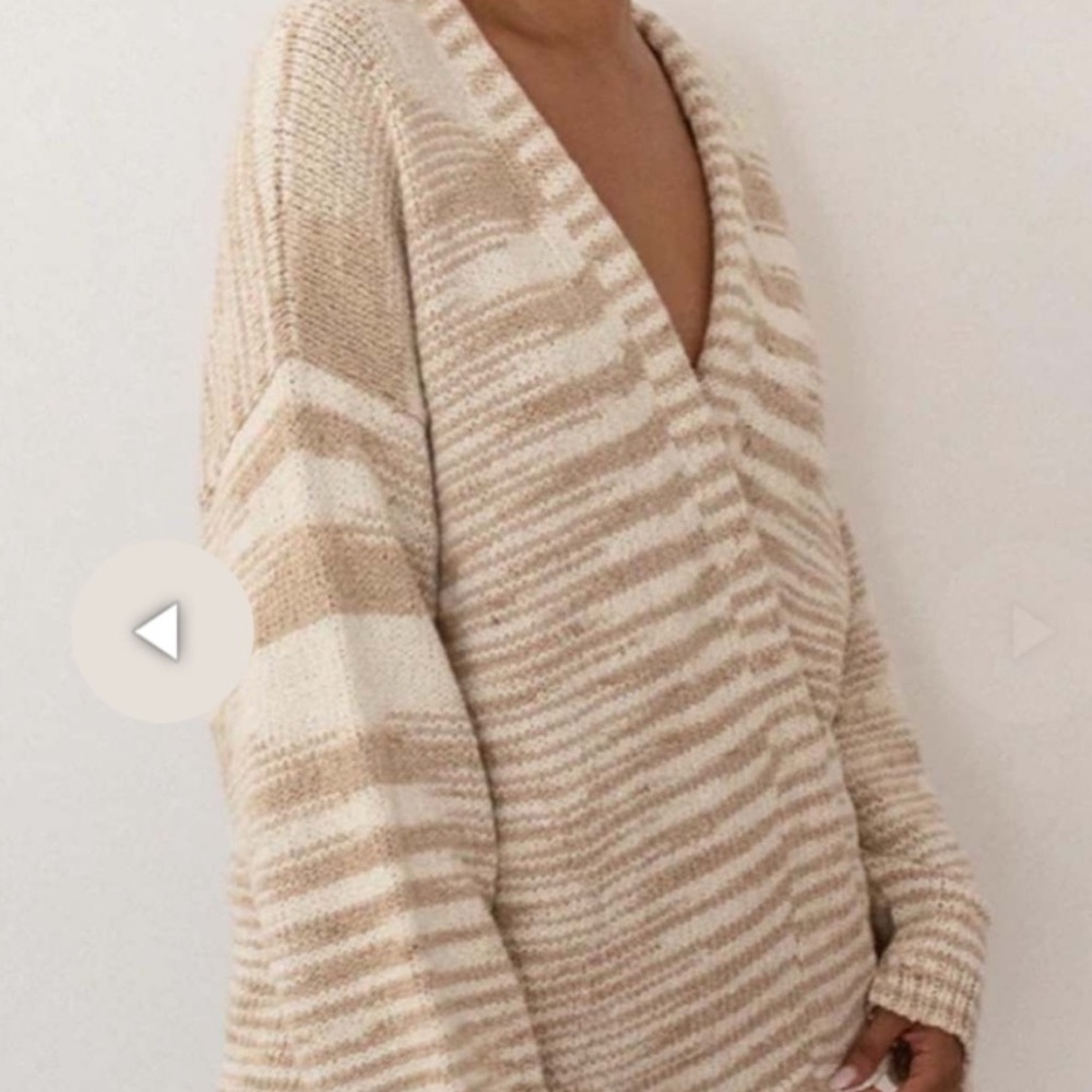 Wol Hide Loose Cardigan - Picture 2 of 7